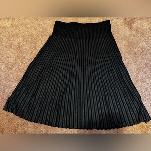 NWT - Max Studio - Two Tone Skirt Size L